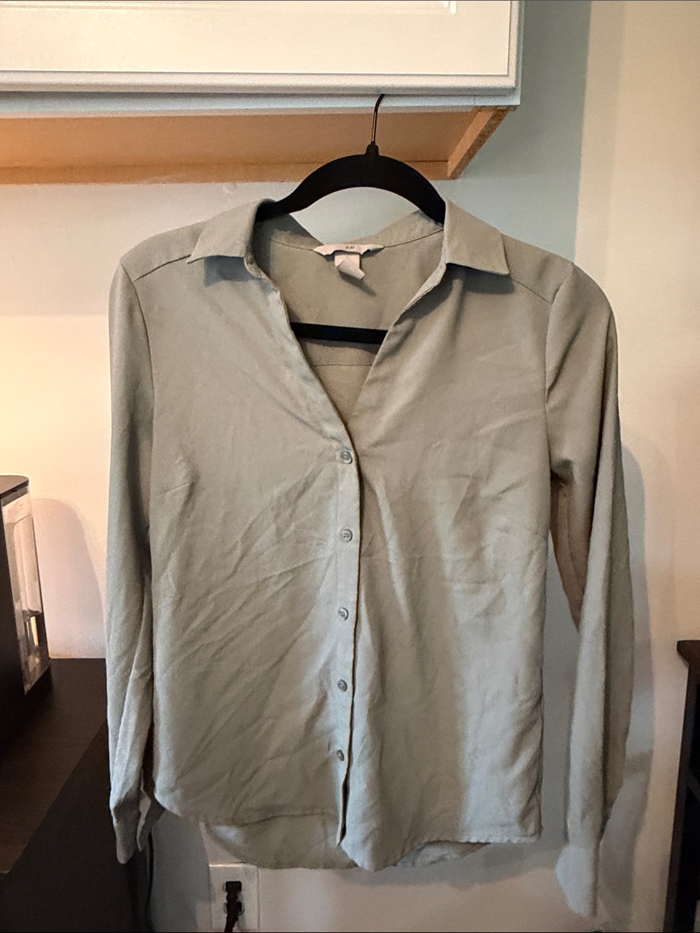 H&M Gray Long-Sleeve Button-Down Shirt